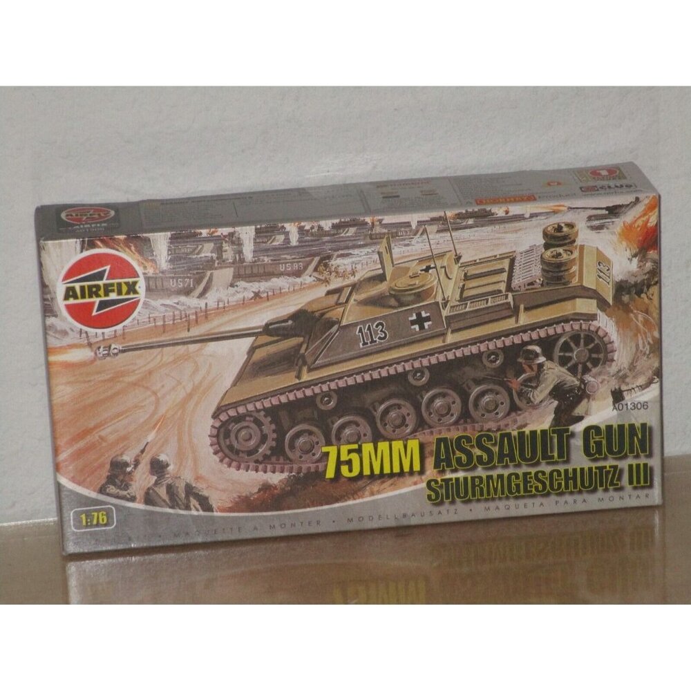 Airfix Vintage Classic Stug III 75mm Assault Gun 1:76 Model Tank Kit New in Box